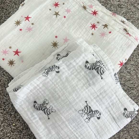 5 piece blanket / swaddle set - Picture 3 of 5